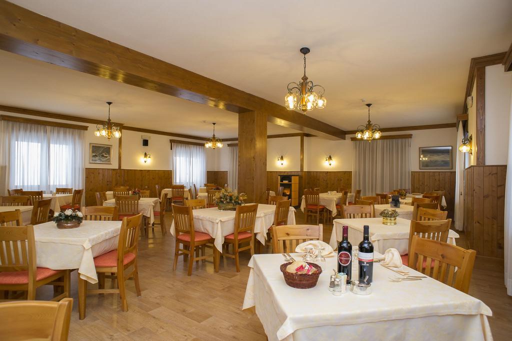 Hotel Villa Ines Borca di Cadore Extérieur photo